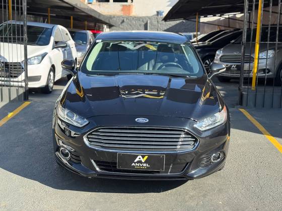 FORD FUSION 2.0 TITANIUM AWD 16V GASOLINA 4P AUTOMÁTICO FORD FUSION 2.0 TITANIUM AWD 16V GASOLINA 4P AUTOMÁTICO